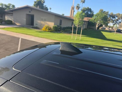 Used 2020 Chevrolet Equinox LS image 13