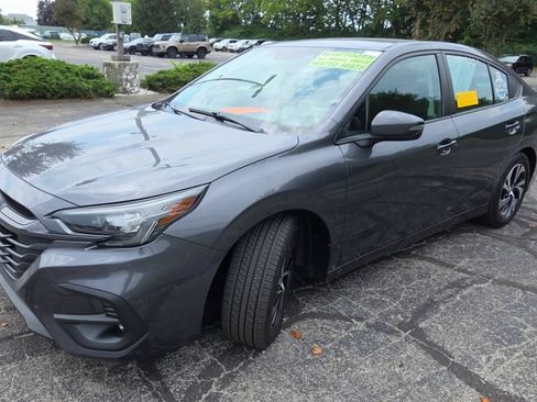 Certified 2025 Subaru Legacy Premium AWD/4WD image 4