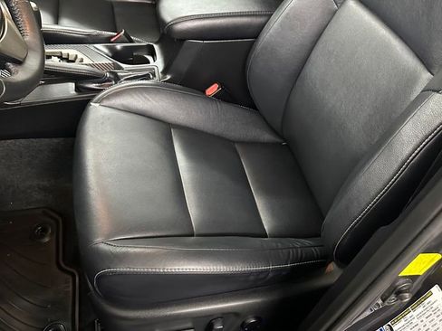 Used 2014 Toyota RAV4 Limited AWD/4WD image 13