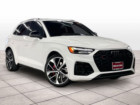 Certified 2023 Audi SQ5 Prestige w/ Prestige Package image 2