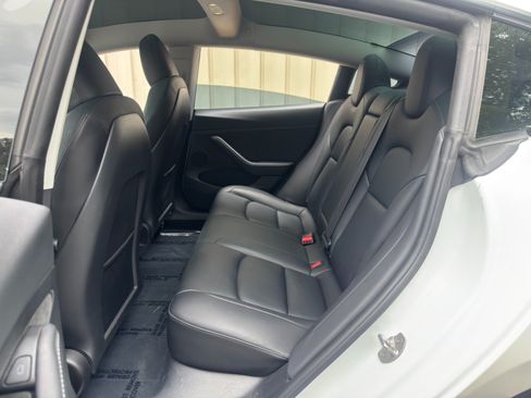 Used 2023 Tesla Model 3 Standard Range RWD image 43