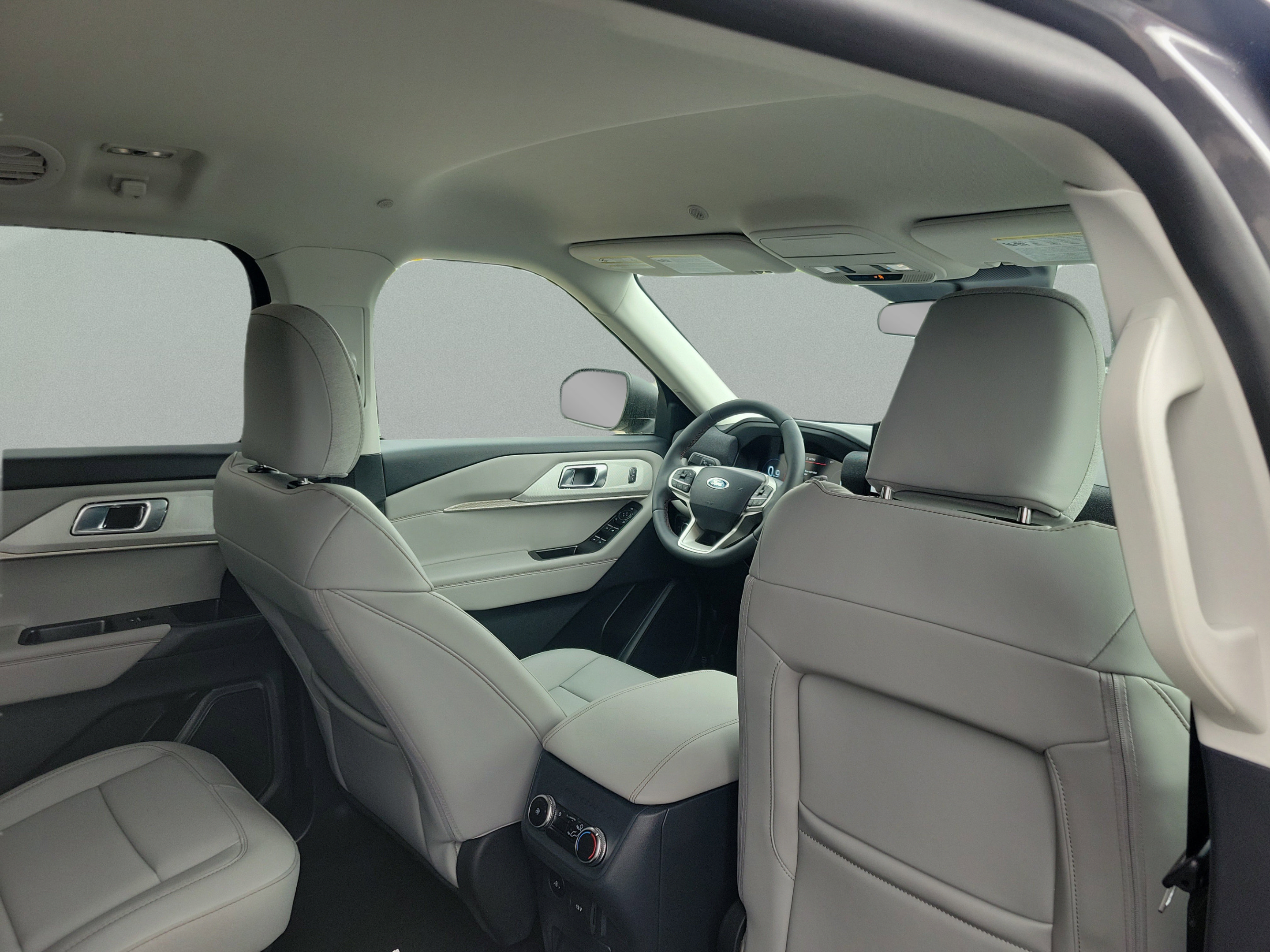 New 2026 Ford Explorer Active w/ Active Comfort Package RWD image 27
