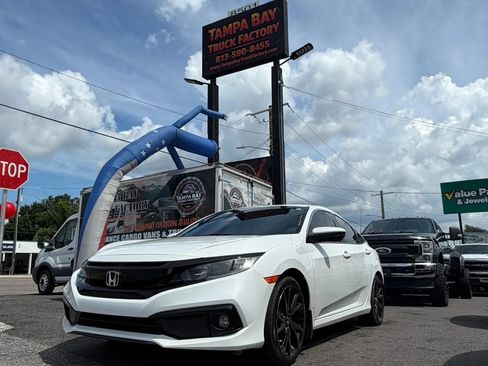 Used 2020 Honda Civic Sport image 1