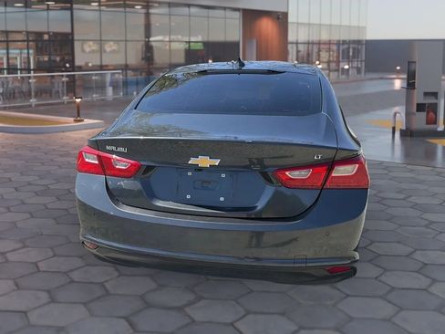 Used 2018 Chevrolet Malibu LT w/ Driver Confidence Package image 12
