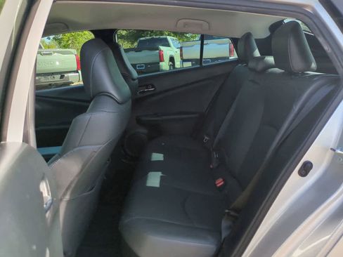 Used 2021 Toyota Prius Limited image 13