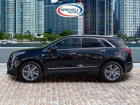 Used 2025 Cadillac XT5 Premium Luxury image 8