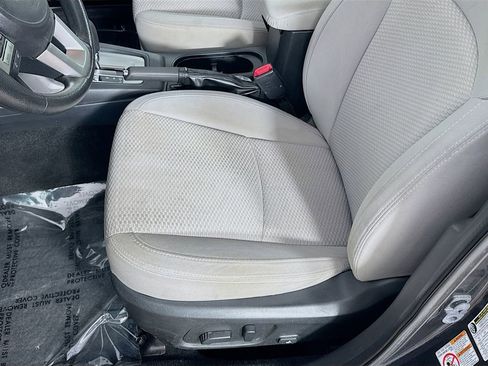 Used 2017 Subaru Forester 2.5i Premium w/ All-Weather Package image 22