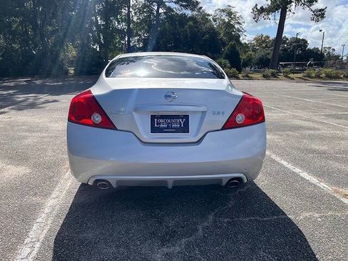 Used 2011 Nissan Altima 2.5 S w/ Convenience Pkg FWD image 4