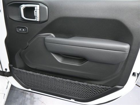 New 2026 Jeep Gladiator Sport image 34