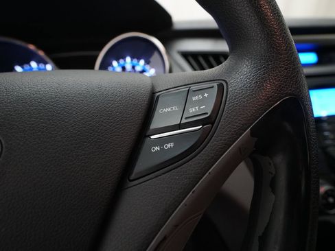 Used 2012 Hyundai Sonata GLS w/ Popular Equipment Pkg FWD image 18