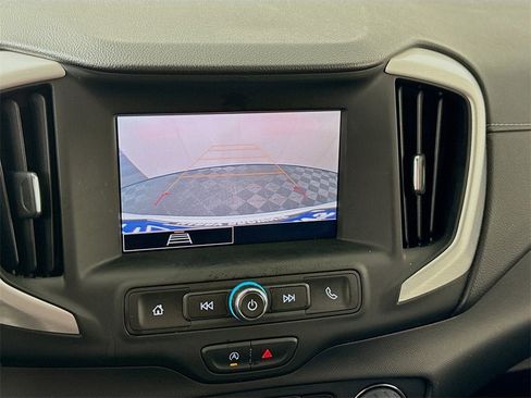 Certified 2023 GMC Terrain SLE w/ Driver Convenience Package image 8