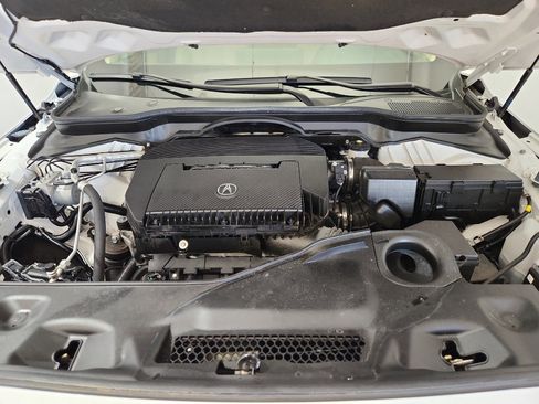 Certified 2023 Acura MDX FWD w/ Technology Package image 42