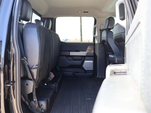 Used 2021 Ford F150 Lariat image 36