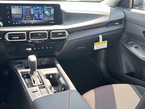 New 2026 Nissan Sentra SR w/ Floor Mat Package FWD image 22