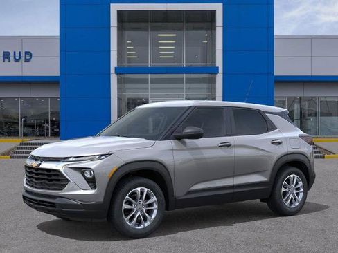 New 2026 Chevrolet TrailBlazer LS image 2