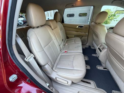Used 2014 Nissan Pathfinder SL w/ Trailer Tow Package AWD/4WD image 35
