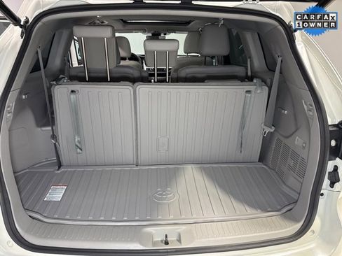 Used 2019 Toyota Highlander Limited image 31