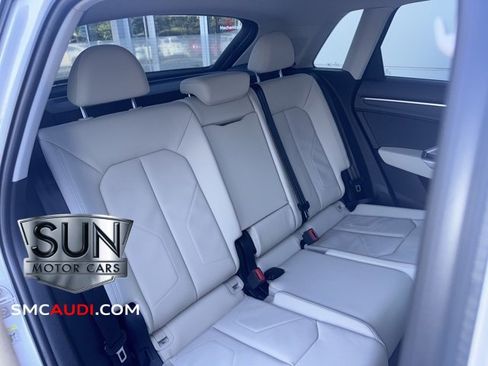 Certified 2025 Audi Q3 2.0T Premium Plus w/ Premium Plus Package image 10