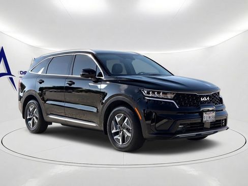 Used 2023 Kia Sorento EX FWD image 3