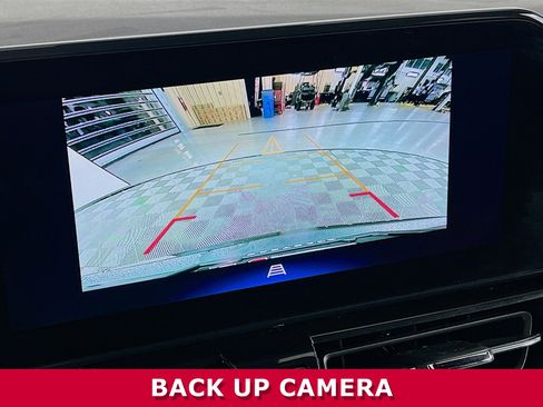 Certified 2024 Chevrolet TrailBlazer ACTIV w/ Convenience Package image 9