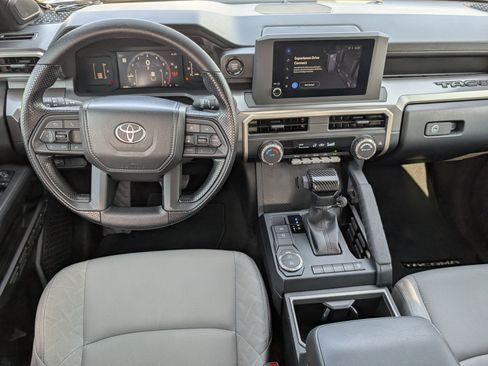 Used 2025 Toyota Tacoma SR5 RWD image 11
