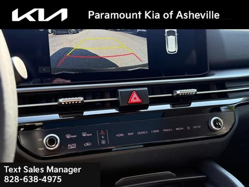 Certified 2026 Kia Sportage EX w/ EX Panoramic Sunroof Package AWD/4WD image 9