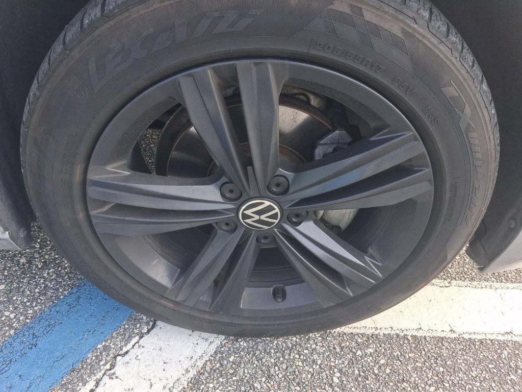 Used 2022 Volkswagen Jetta SE FWD image 15