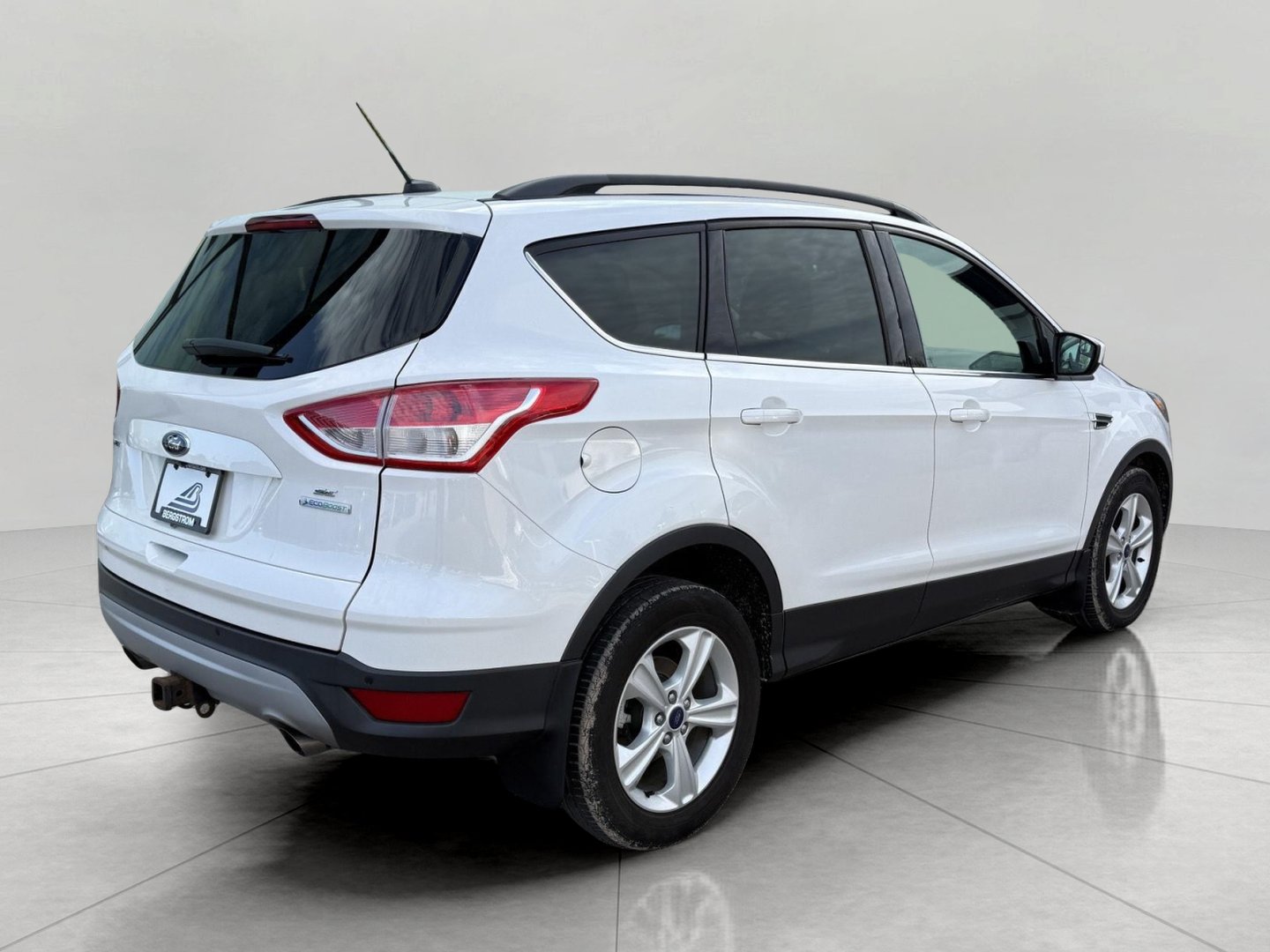 Used 2015 Ford Escape SE w/ Equipment Group 201A FWD image 12