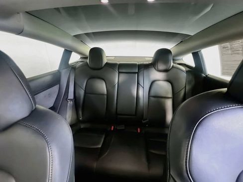 Used 2021 Tesla Model 3 Standard Range Plus RWD image 25