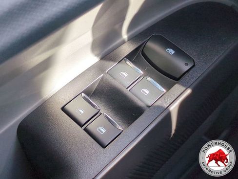 New 2025 Ford Maverick XL image 24