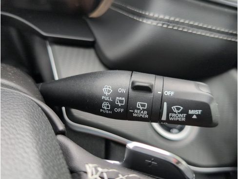 New 2025 Jeep Grand Cherokee Altitude image 25