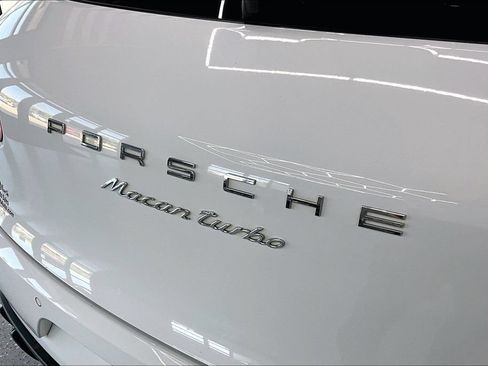 Used 2015 Porsche Macan Turbo AWD/4WD image 24