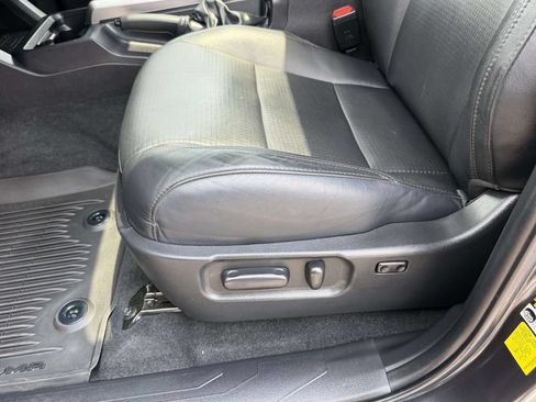 Certified 2023 Toyota Tacoma Limited AWD/4WD image 18