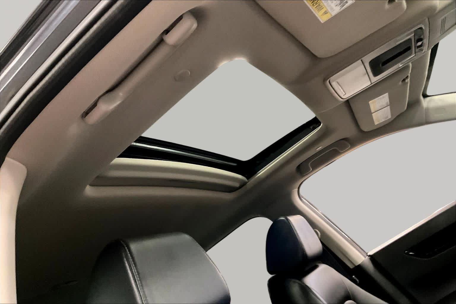 Used 2024 Honda CR-V EX-L image 14