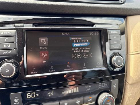Used 2020 Nissan Rogue SV AWD/4WD image 31