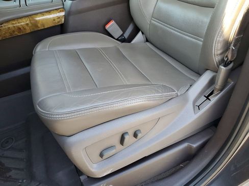 Used 2016 GMC Yukon Denali w/ Open Road Package image 17