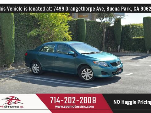 Used 2010 Toyota Corolla LE FWD image 2