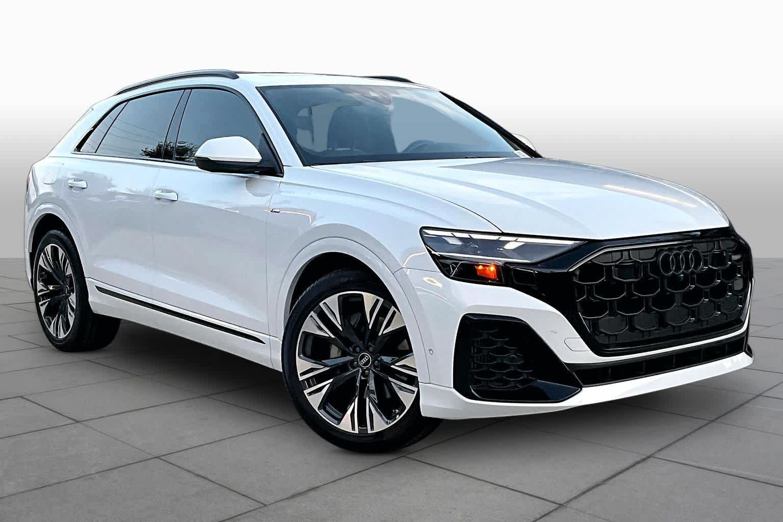 Used 2026 Audi Q8 Premium Plus AWD/4WD image 3