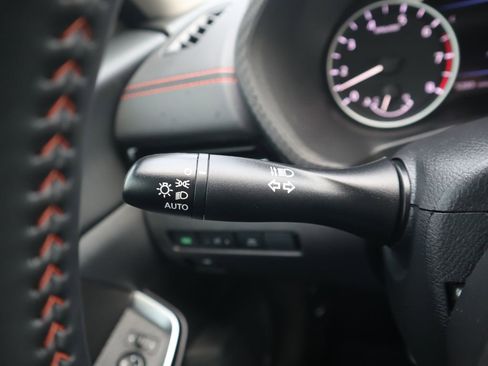 Used 2025 Nissan Sentra SR w/ Lighting Package image 21