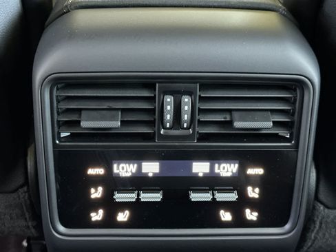 New 2026 Porsche Cayenne GTS AWD/4WD image 14