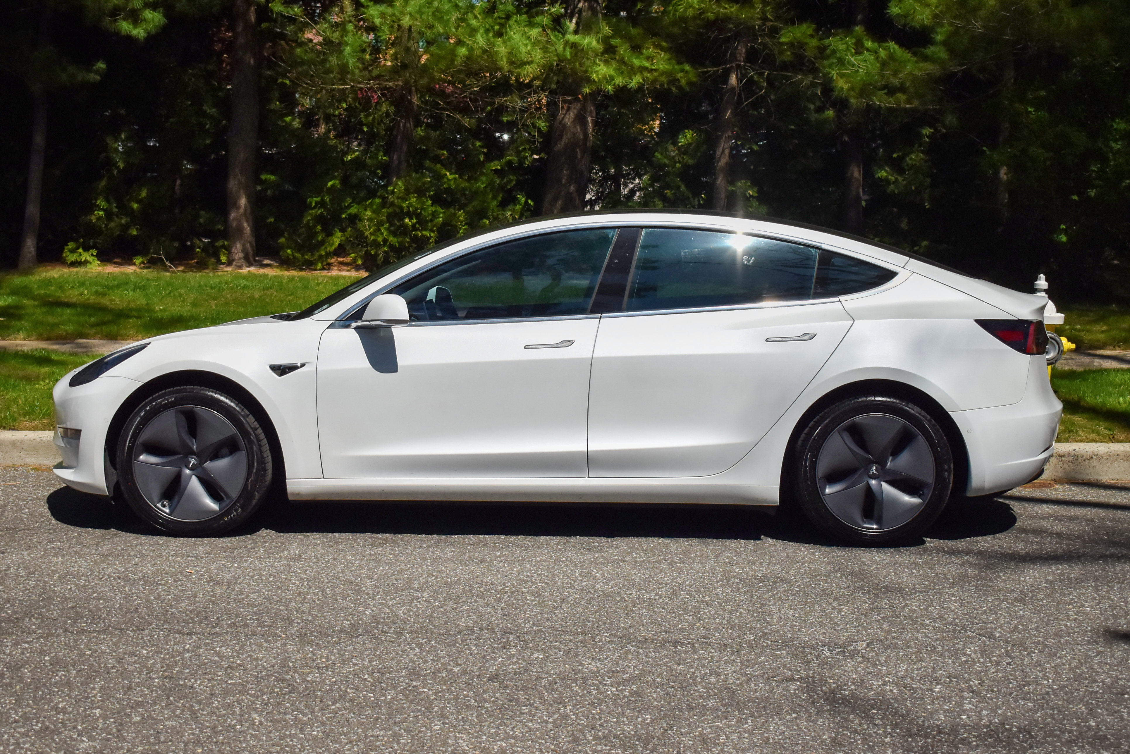 Used 2019 Tesla Model 3 Mid Range RWD image 5