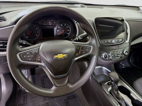Used 2024 Chevrolet Malibu LT FWD image 15