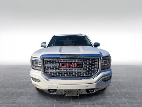 Used 2017 GMC Sierra 1500 Denali w/ Denali Ultimate Package AWD/4WD image 2