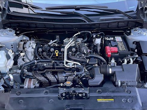 Used 2024 Nissan Altima 2.5 SR image 10