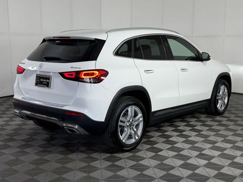 Used 2022 Mercedes-Benz GLA 250 4MATIC image 9