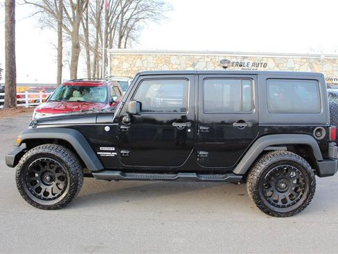 Used 2013 Jeep Wrangler Unlimited Sport w/ Connectivity Group image 4