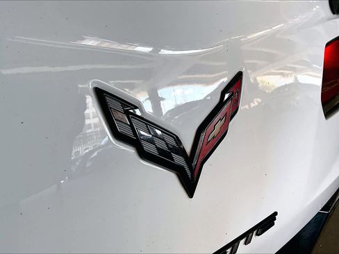 Used 2015 Chevrolet Corvette Stingray Coupe w/ ZF1 Appearance Package image 30