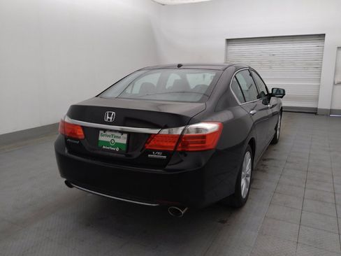 Used 2015 Honda Accord Touring image 9