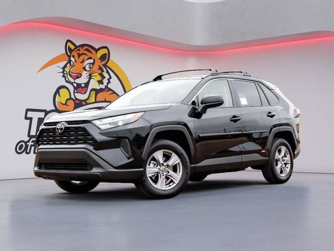 New 2025 Toyota RAV4 LE image 1