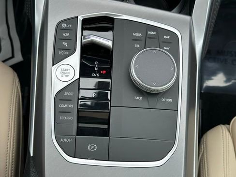 Used 2025 BMW M240i Coupe image 22